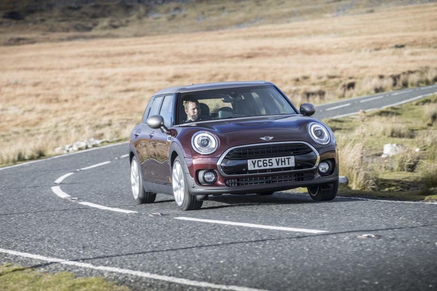  Mini Cooper D Clubman 2015 года  (UK) (фото 12 из 127)